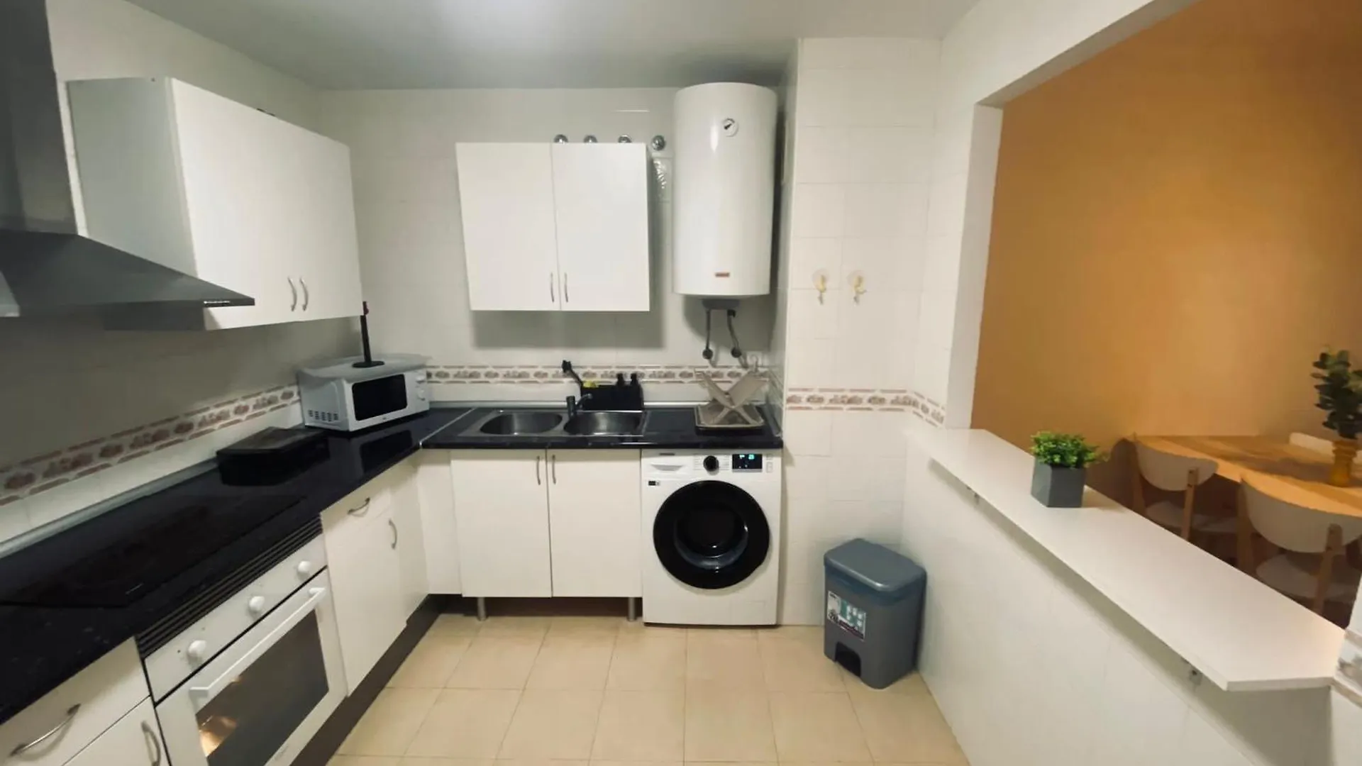 Lägenhet Esin Diamante Appartement Fuengirola