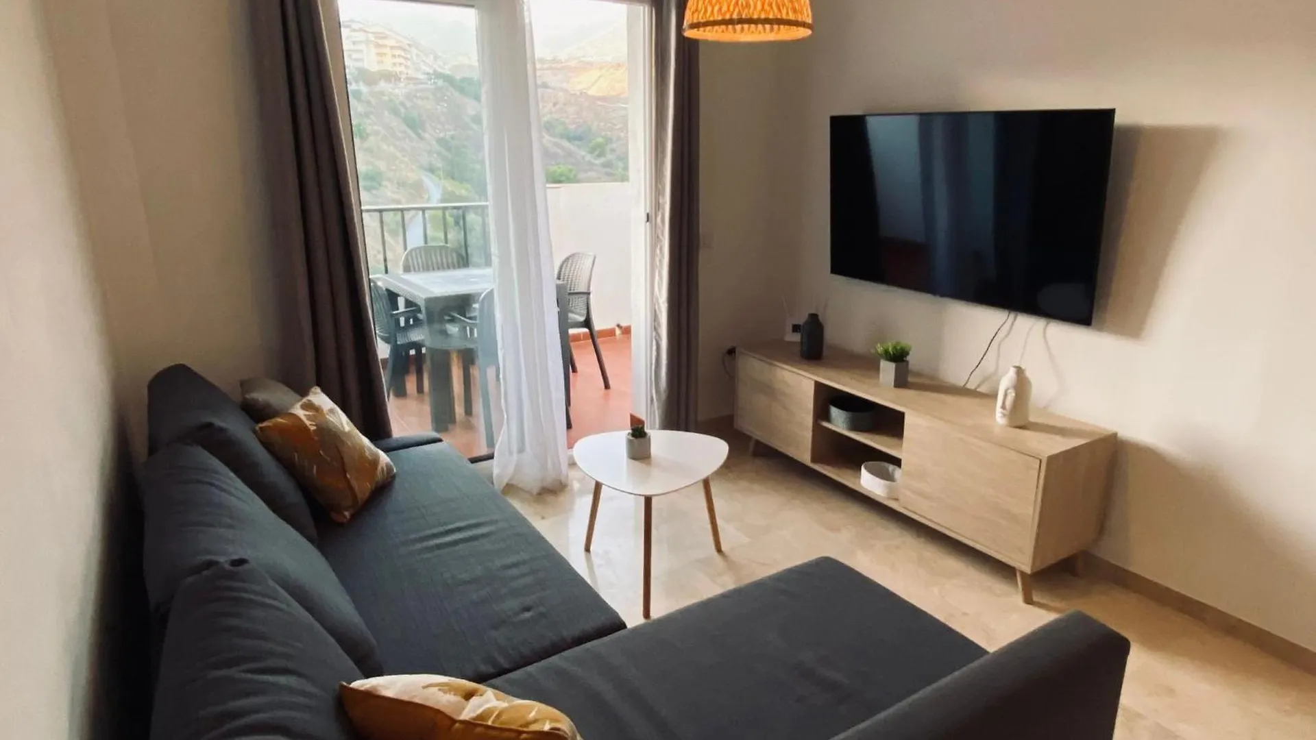 Esin Diamante Appartement Fuengirola Lägenhet